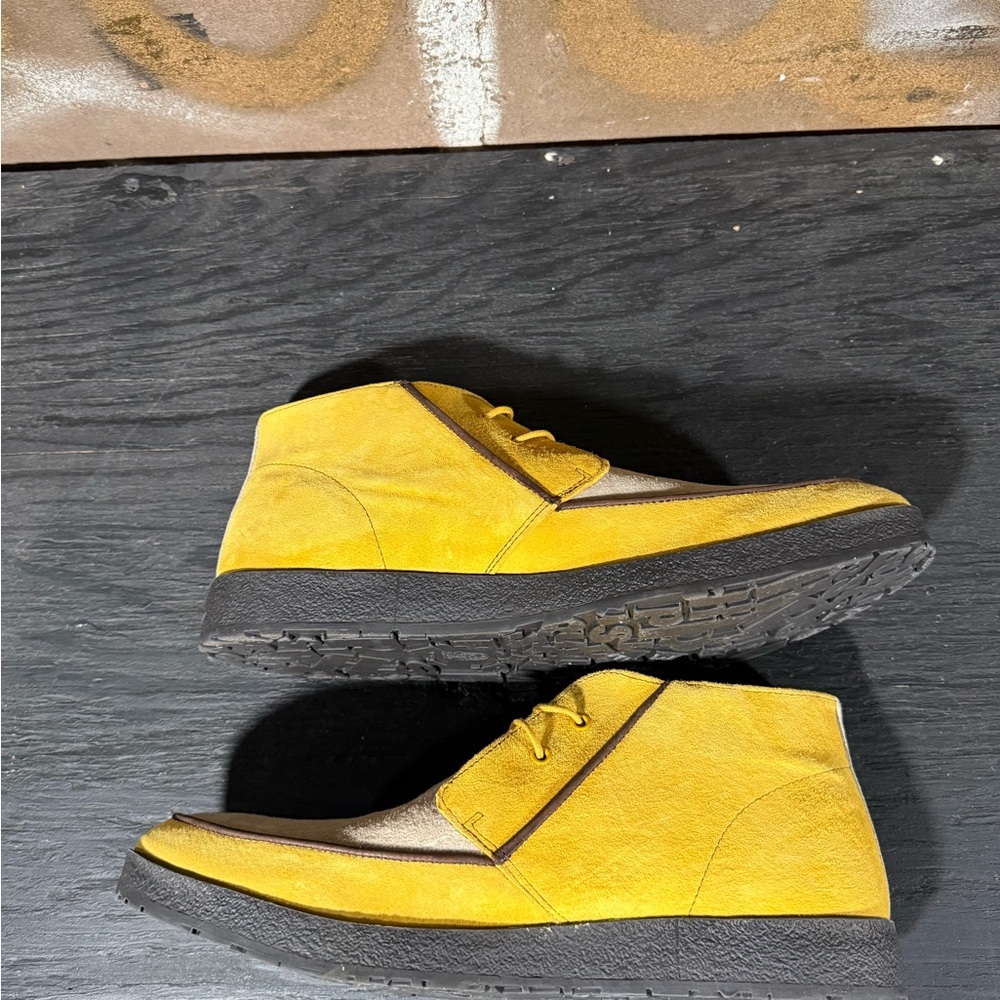 Hush Puppies Suede Shoes Yellow Black Mens Size 12 NWOB - Picture 8 of 10